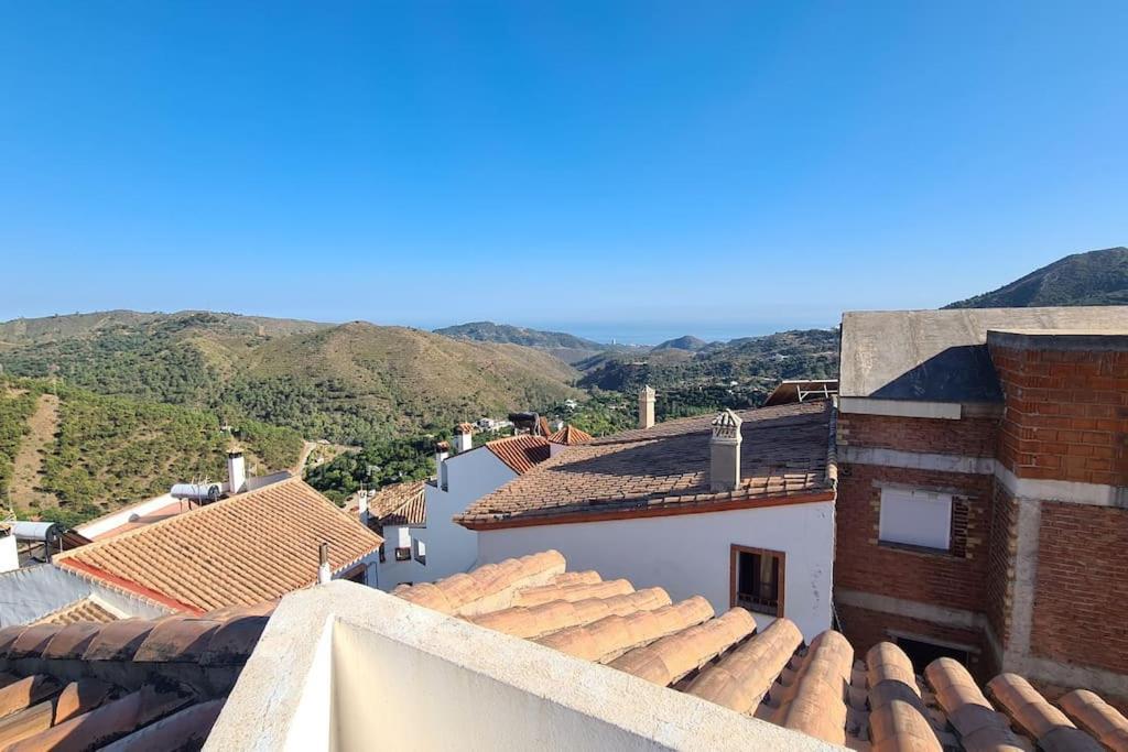 Ferienwohnung Atico Con Vistas Mar Y Montana Ojén Exterior foto