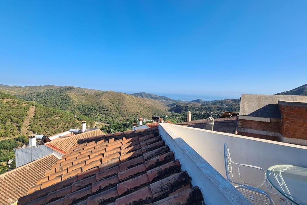 Ferienwohnung Atico Con Vistas Mar Y Montana Ojén Exterior foto
